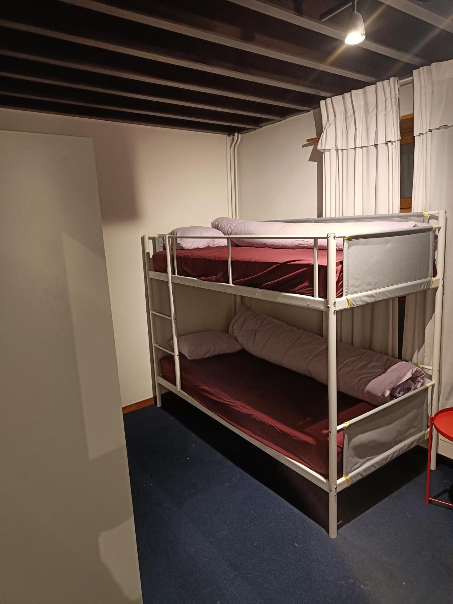 Viktoria Hostel アントウェルペン エクステリア 写真