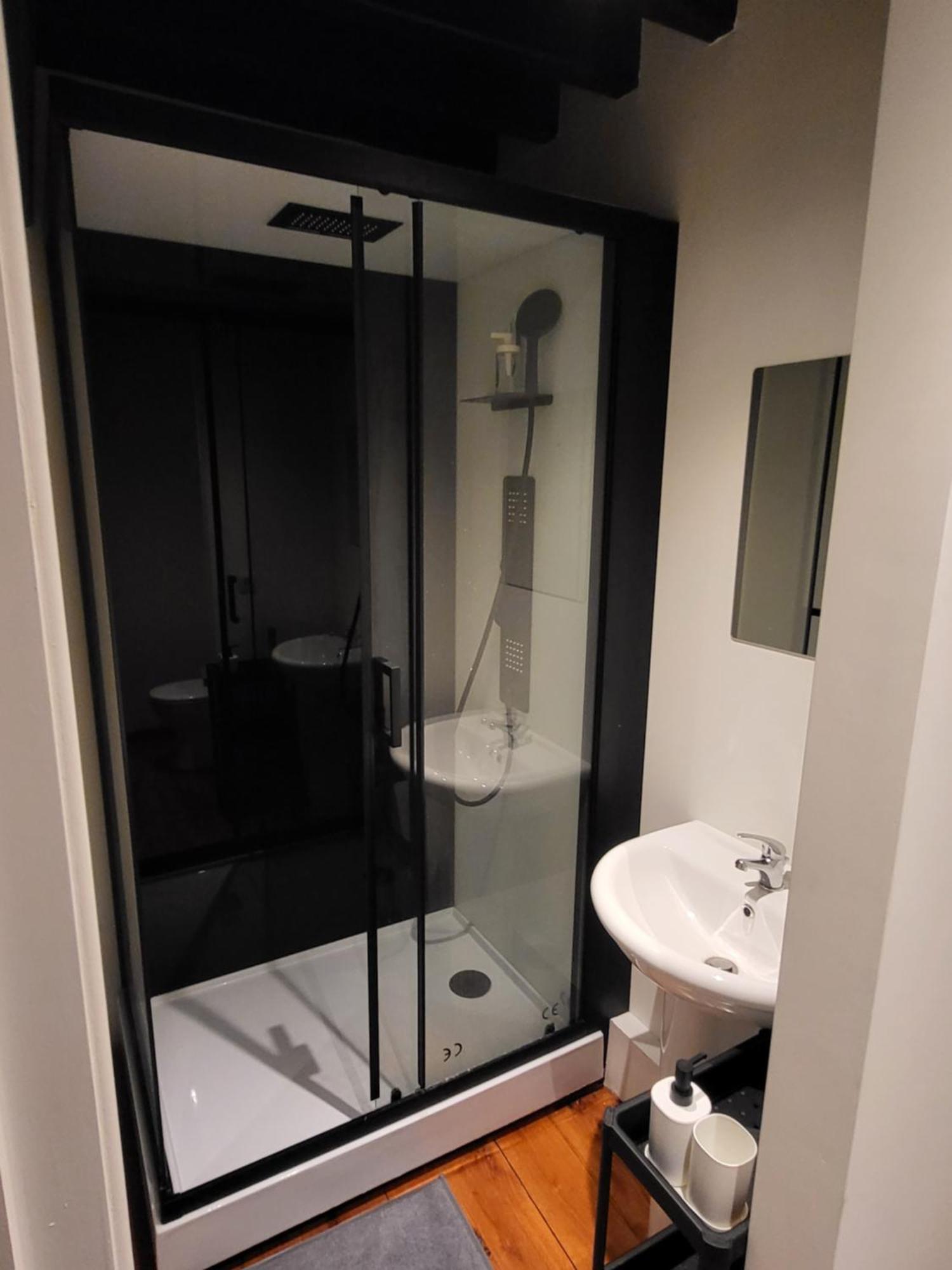 Viktoria Hostel アントウェルペン エクステリア 写真